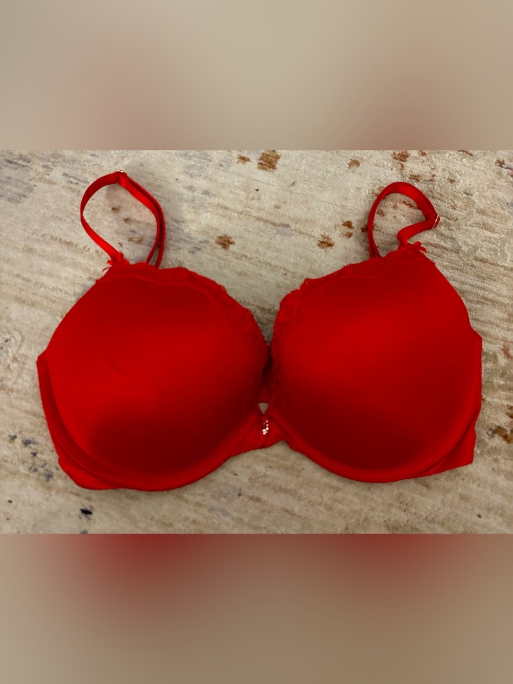 Victoria’s Secret Dream Angels Red Push Up Bra